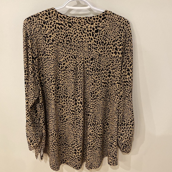 Michael Kors Women’s patterned blouse - Picture 5 of 5